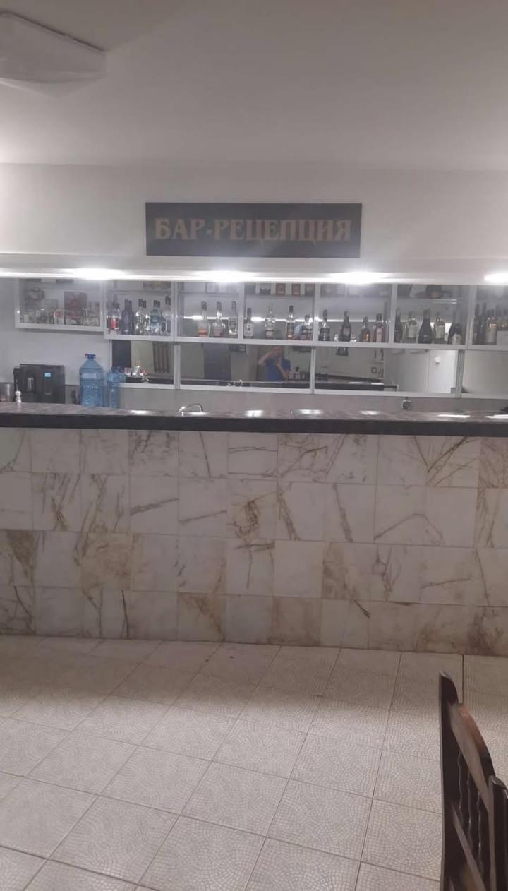 Хотел Елит Kostinbrod Ngoại thất bức ảnh
